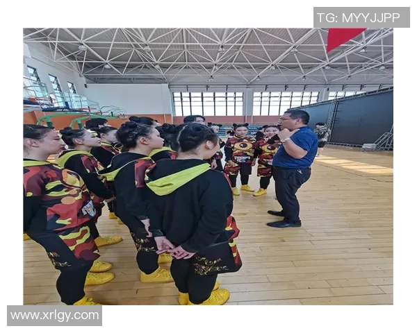 南京滑板队的个人能力提升与团队协作的热议探讨