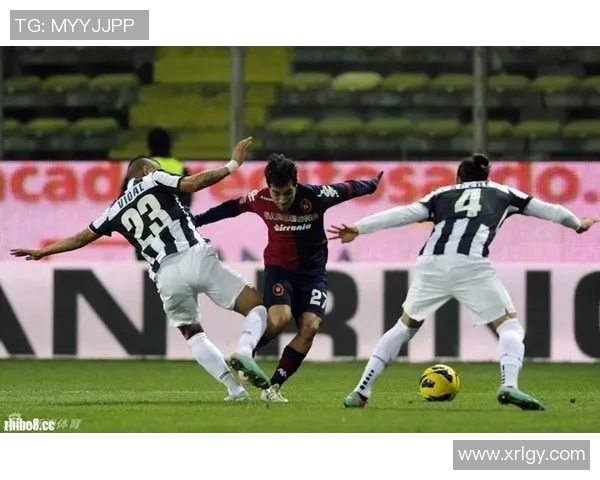 回顾2017年7月17日天下足球音乐盛典精彩瞬间与经典曲目分享